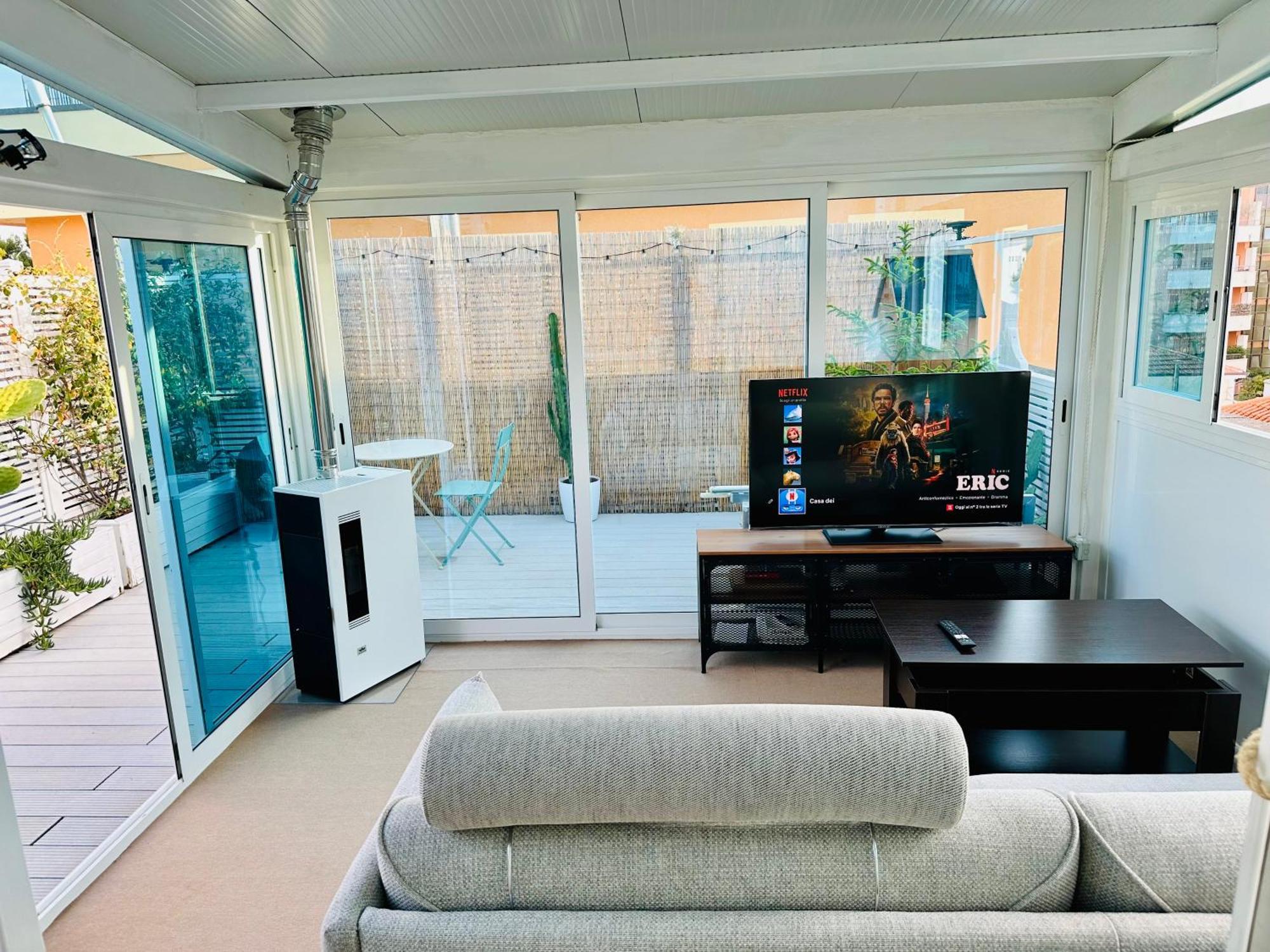 Rooftop-Marinacentro-Unique-Beach-Fun-Smart-Loveapt-Train-Park ริมินี ภายนอก รูปภาพ